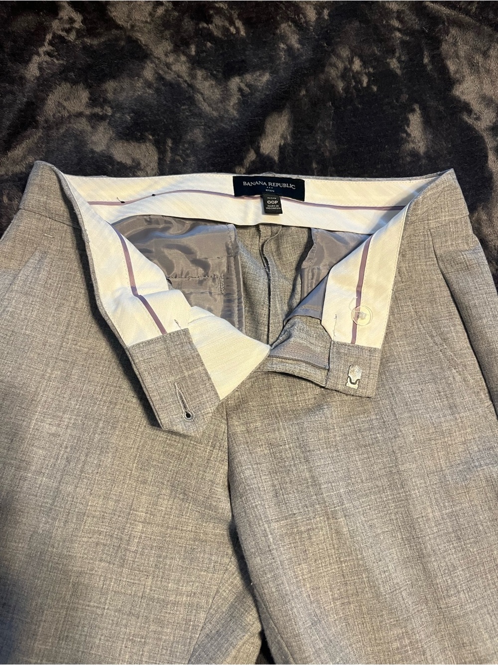 Banana Republic Light Gray women’s Dress Pants - Picture 5 of 7